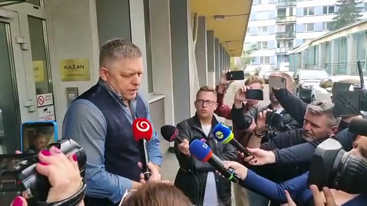 ZÁZNAM: R. Fico po rokovaní predsedníctva strany SMER-SD
