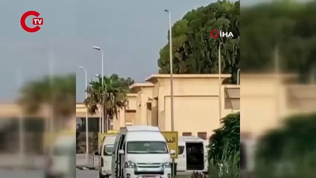 İsrail uçakları, Refah Sınır Kapısı’nı bombalayarak hizmet dışı bıraktı