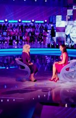 Amanda Lear gela lo studio di Verissimo, Toffanin a bocca aperta
