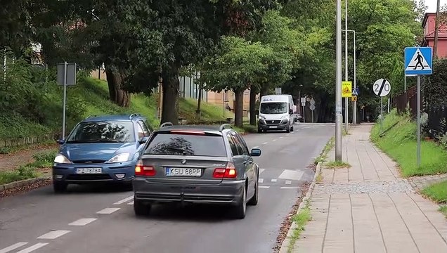 Gazeta Lubuska. Kolejne wzniesione przejście dla pieszych na ulicy Piastów w Krośnie Odrzańskim
