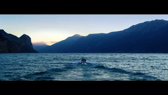 الكشف عن قارب كهربائي بمحرك من بورش بقوة 536 حصان