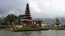 All of the sights in Bali may be seen in one hour, plus NUSAS, KOMODO, and GILIS.