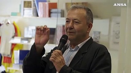 La spiritualita' di Byars in mostra al Pirelli HangarBicocca