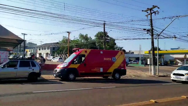 Jovem sofre queda de mureta, bate a cabeça e precisa ser socorrida pelo Siate