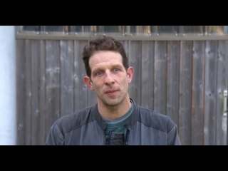 VIDEO: Julien (L'amour est dans le pré) pète les plombs : un prétendant prié de quitter les lieux [S