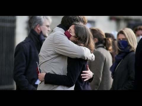 Obsèques de Marielle de Sarnez : Sa fille Justine et François Bayrou font leurs adieux
