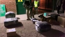 Más de 35 kilos de cocaína fueron hallados dentro de un anafe, parlantes y entre ropa de cama