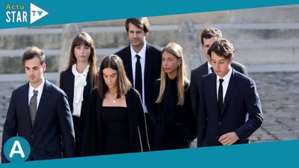 Stella Belmondo, 40 ans de moins que son frère Paul : elle s'exprime sur sa place atypique dans le c