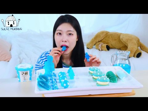 ASMR MUKBANG| Cool Blue Desserts(Ice cream Honey Jelly, LEGO Kohakuto, Kyoho jelly, Macaroon).
