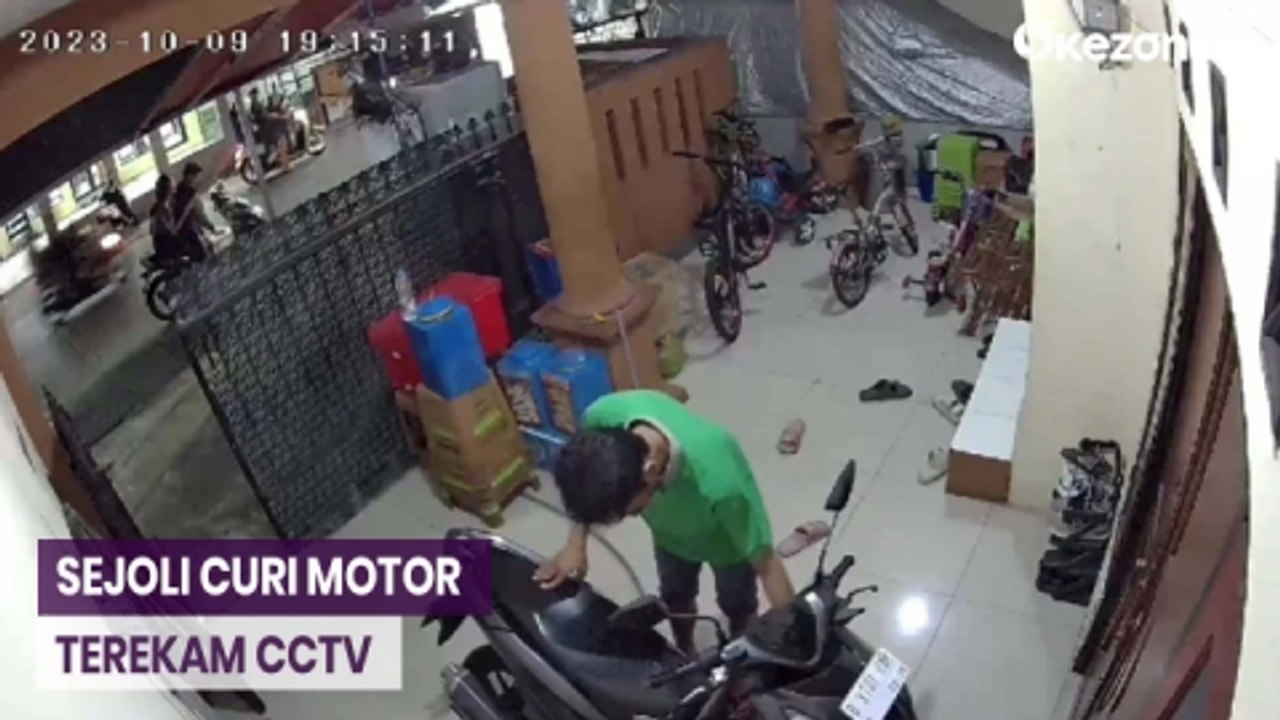 Terekam CCTV, Sepasang Kekasih Curi Motor dari Halaman Rumah Warga di Koja