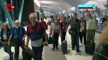 Tel Aviv'den kalkan son uçaklar İstanbul'a indi_ Türkiye'de olmak güzel, bunun için minnettarız....