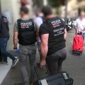 Detenidos tres hombres por presuntamente colocar explosivos caseros en bancos y tiendas de Barcelona