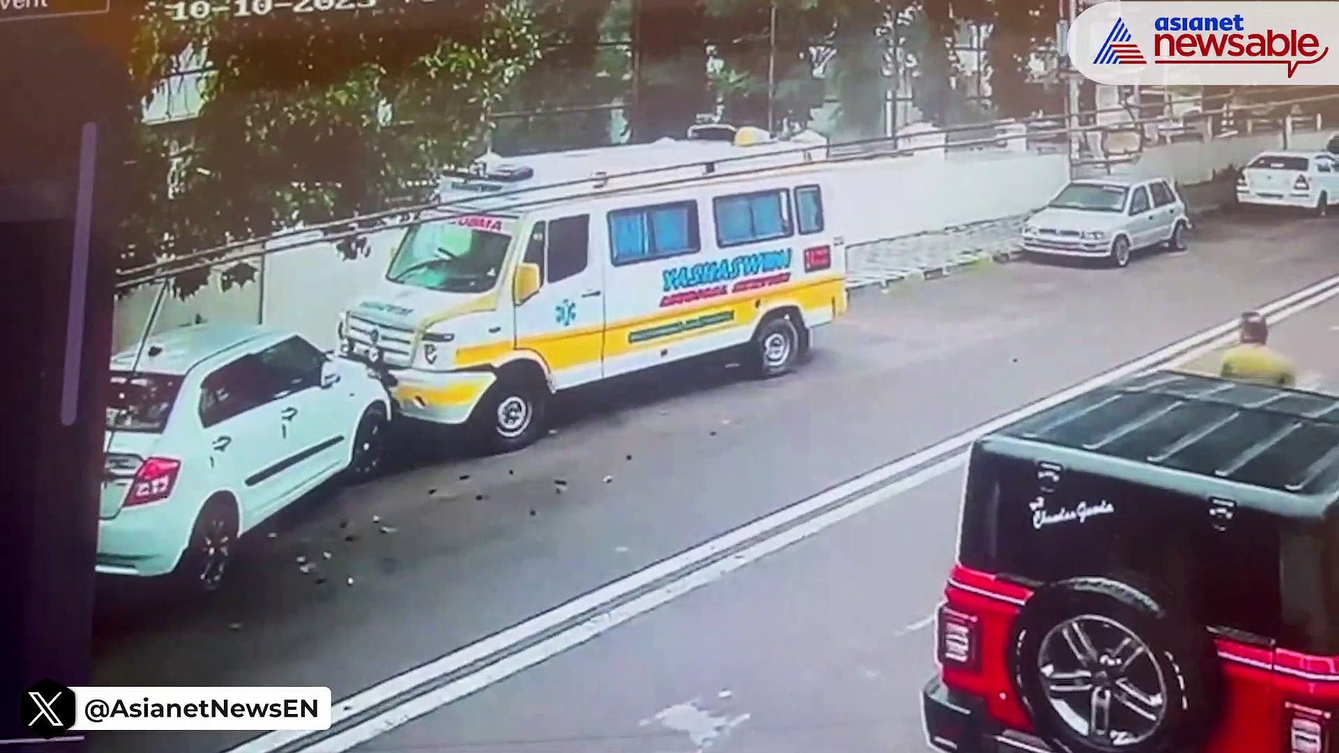 Mysuru: Mystery of the self-driving ambulance that crashed into another car and caught fire