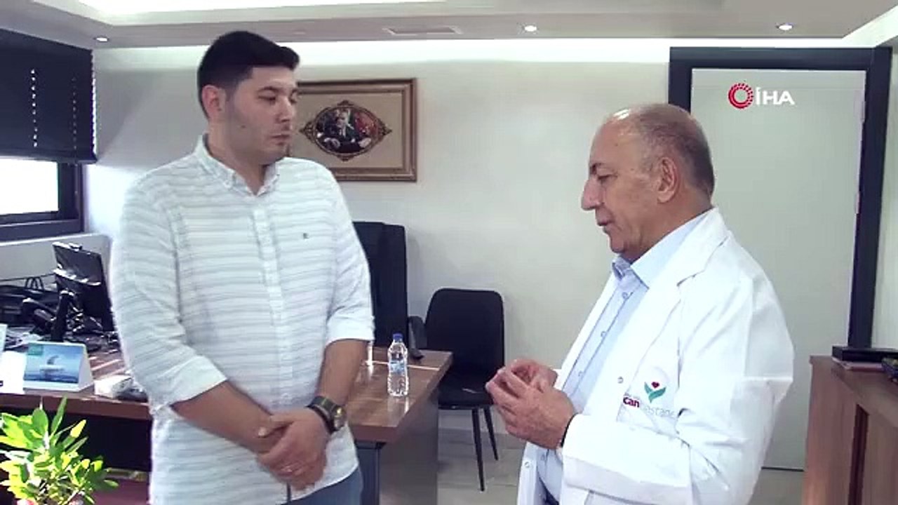 Le dernier contact de la mère qui a donné espoir à 6 personnes avec ses organes à son bébé dans la couveuse... Elle a littéralement dit au revoir à son enfant, il ne restait plus qu'une photo d'elle tenant la main de son bébé.