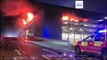 Un incendio en el aparcamiento del aeropuerto de Luton, en Londres, obliga a suspender los vuelos