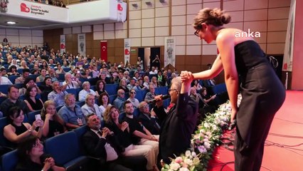 Adasu Akın a remporté un grand succès au Festival international d'Homère