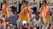 Amitabh Bachchan 81th Birthday पर Puja के बाद Meet Fans Outside Jalsa, हाथ जोड़कर...| Boldsky