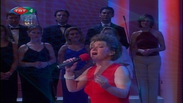 Ayşe Taş / Ahımı hicranımı sakladım gizli tuttum