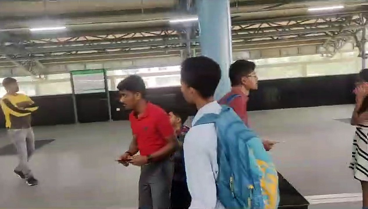 पर्पल लाइन पर चलघट्टा से वाइटफील्ड तक दौड़ी मेट...