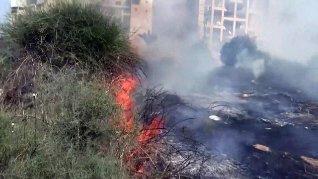 دمار في عسقلان إثر إطلاق وابل من الصواريخ من غزة