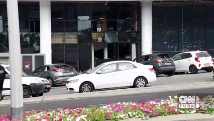 CNN TÜRK ateş hattında… Hamas'ın roketi Aşkelon'da bir apartmana isabet etti