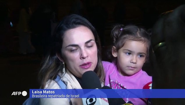 Brasileiros repatriados se dizem aliviados por deixar Israel