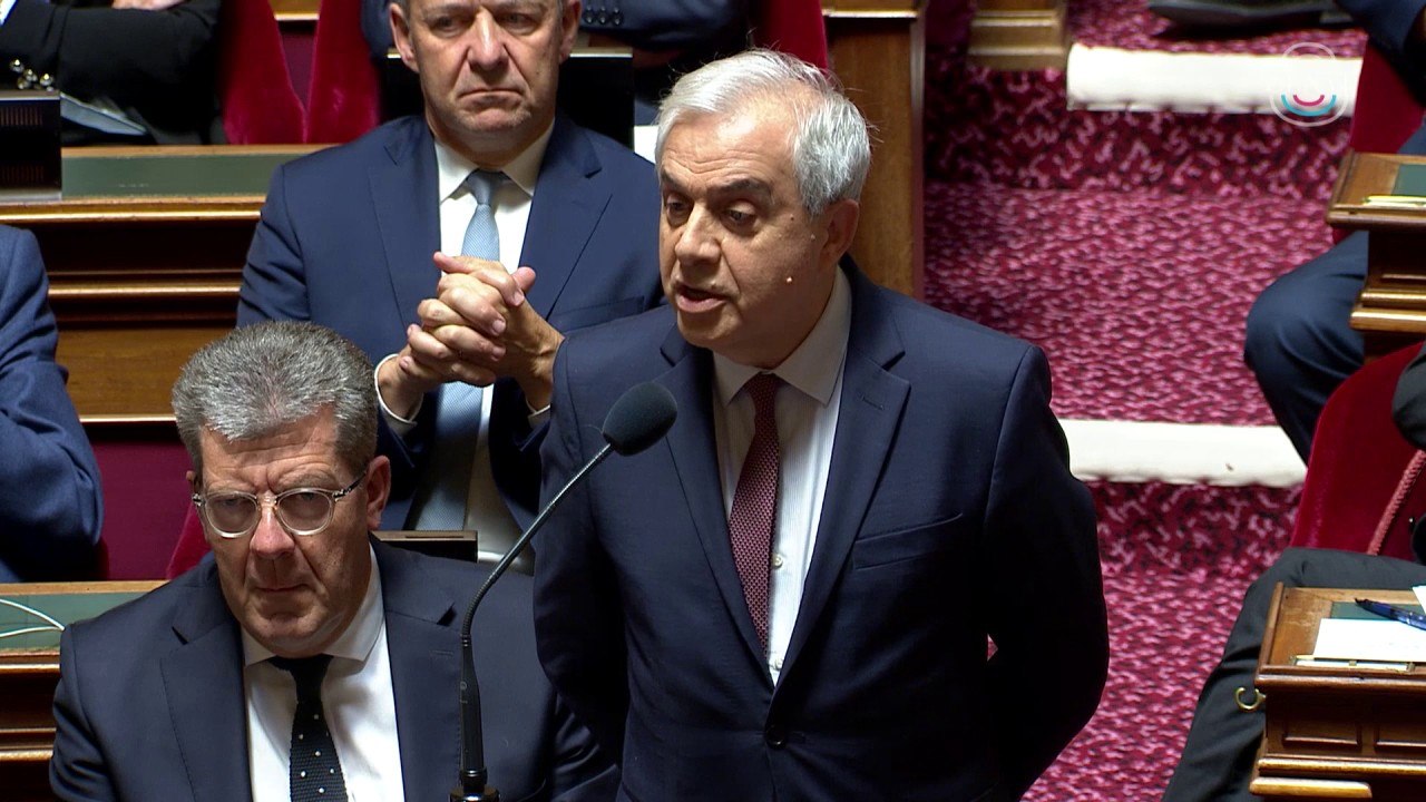 Israël: le sénateur Roger Karoutchi demande à Élisabeth Borne de "punir sévèrement" les personnes qui "ne soutiennent pas Israël et qui font l'apologie du terrorisme"
