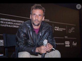 Accident de Mathieu Kassovitz : l'acteur "réveillé" de son coma artificiel, il serait "polytraumat