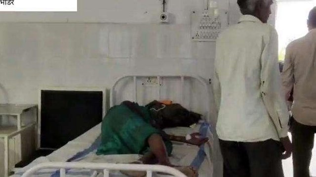 दतिया: अज्ञात कारणों के चलते कच्चे घर मे लगी आग, झुलसी महिला, लाखों रुपये का हुआ नुकसान