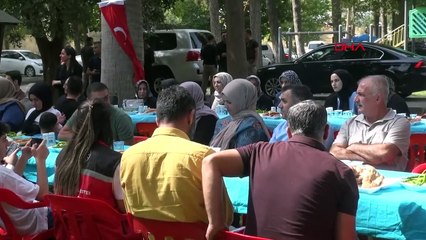 12 PERSONNES QUI ONT ÉTÉ MARTYRÉES LORS DE L'ATTAQUE DE RUSÉE DU PYD-YPG À NUSAYBİN ONT ÉTÉ Commémorées