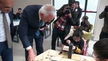 Kültür ve Turizm Bakanı Mehmet Nuri Ersoy, 2023'e kadar 100 yeni kütüphane açmayı hedefliyor
