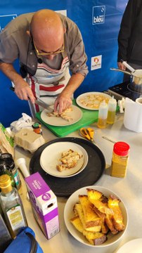 Tournée des marchés de France Bleu à Saint-Pierre-Eglise dans la Manche