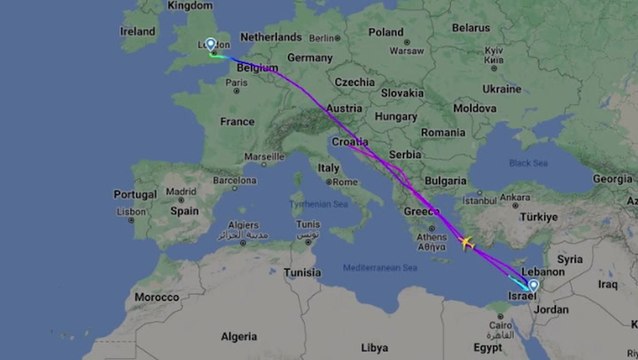 Moment British Airways plane U-turns just before landing as airline suspends Israel flights
