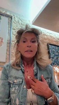 Attaque du Hamas - Caroline Margeridon menacée et insultée après sa prise de position pour Israël : On me demande de fermer ma gueule ! Mais, le Hamas ce sont des terroristes qui tuent nos enfants !