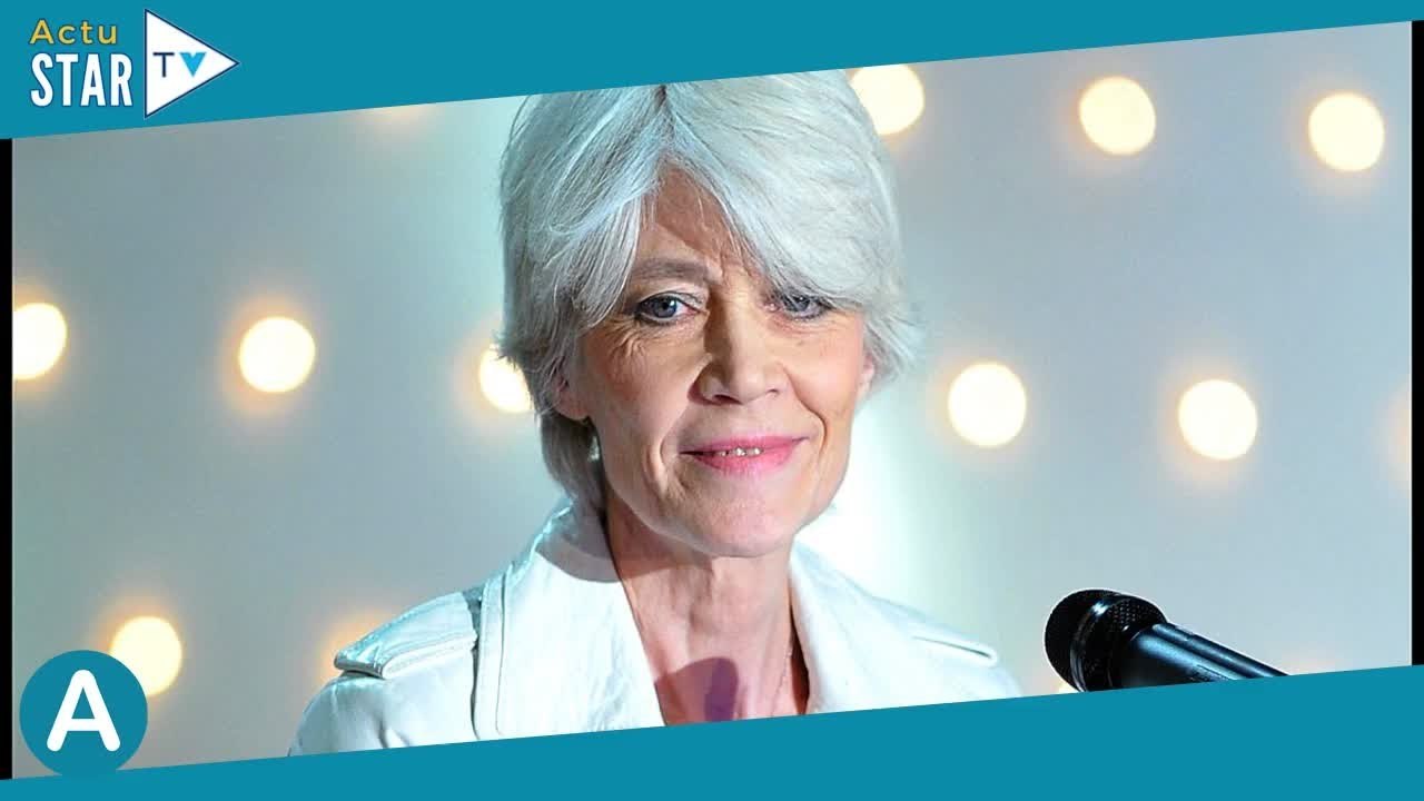 Citée parmi les meilleurs chanteurs de l'histoire, Françoise Hardy "stupéfaite" ne comprend pas