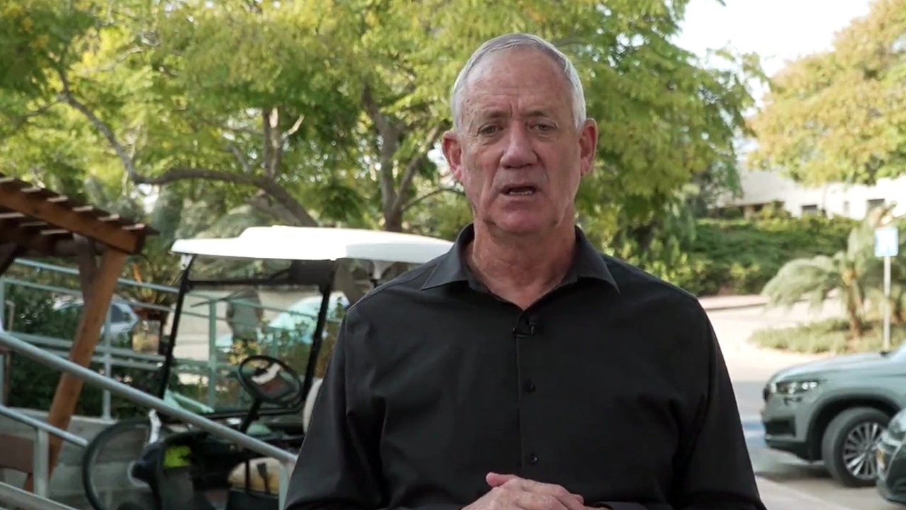 Netanyahu pacta con el opositor Benny Gantz un gobierno de emergencia en Israel