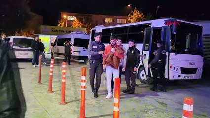 İnegöl'de yapılan baskında 20 kaçak göçmen yakalandı