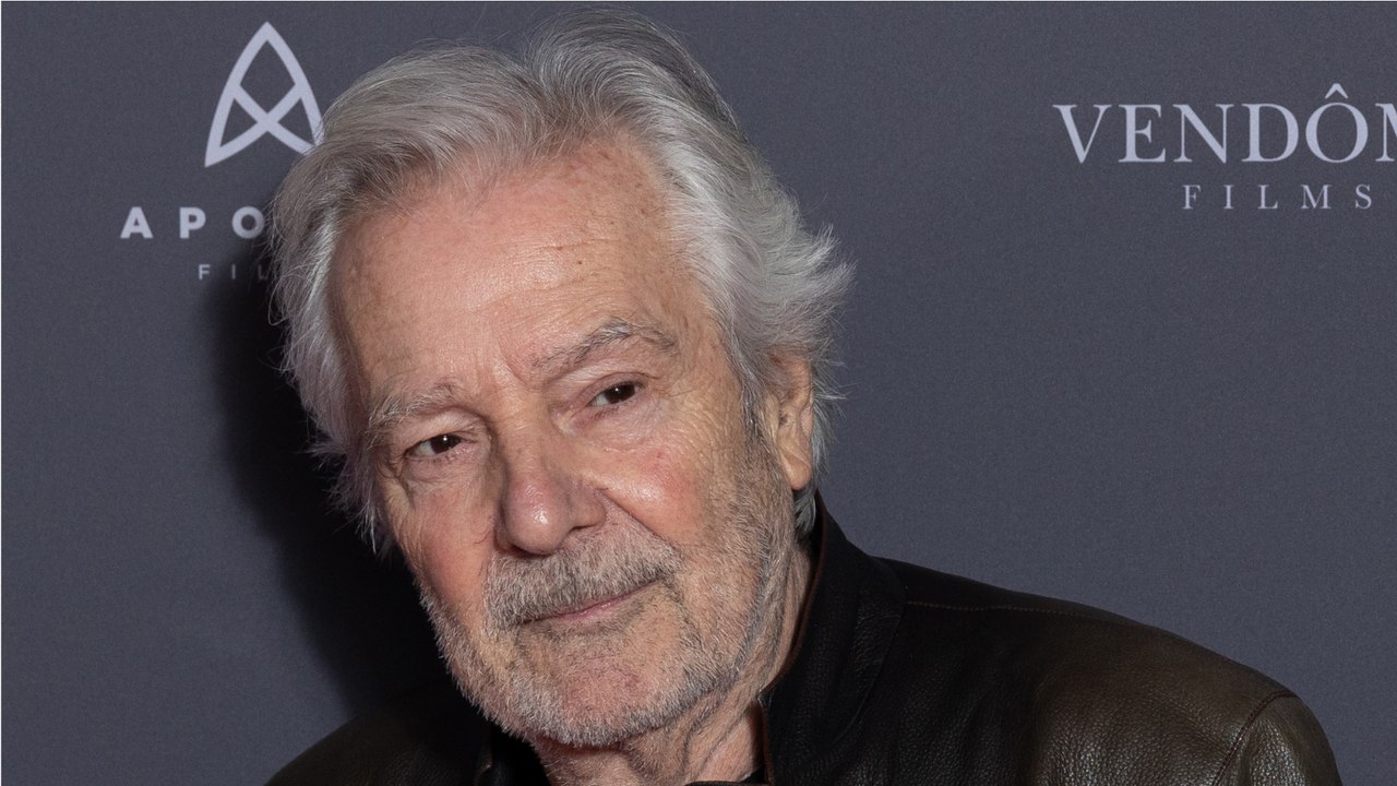 GALA VIDEO - Pierre Arditi “fatigué” : après son malaise, il annule une nouvelle représentation au théâtre