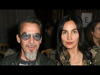 PHOTO Florent Pagny présente sa fille de 21 ans, Aël, portrait craché de sa femme...