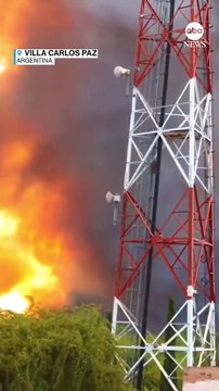 Families in Argentina’s Cordoba province evacuated from their homes as hundreds of firefighters battle wildfire.