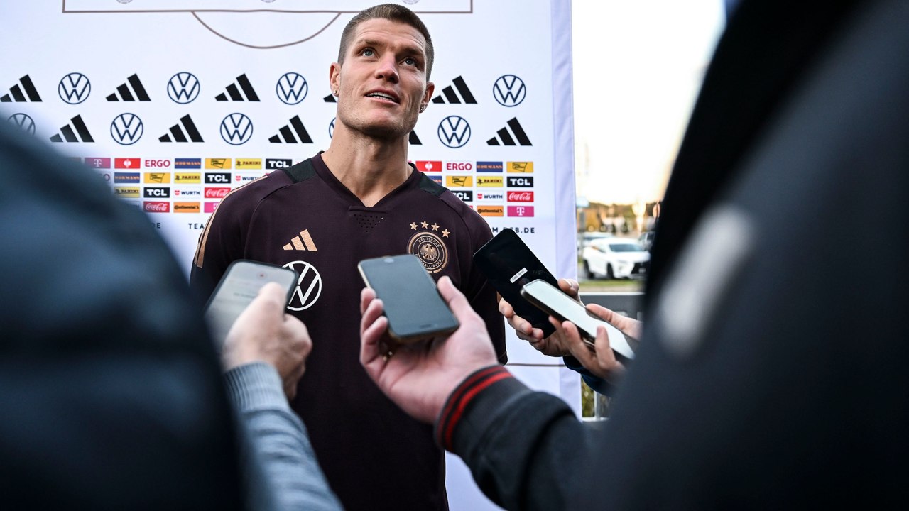 'Geschockt, überrascht, pure Freude': Behrens über Nagelsmann-Telefonat