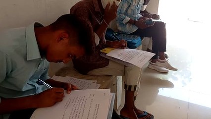 हद है! ऐ कैसी सूची? किसी का बदल दिया नाम तो किसी के बढ़ा दिए 20% प्राप्तांक