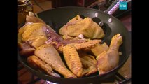 Délices du Pays Basque avec Maïté : Découvrez la recette authentique du poulet basquaise et de la piperade - Un festin de saveurs concocté par la célèbre chef pour éveiller vos papilles.