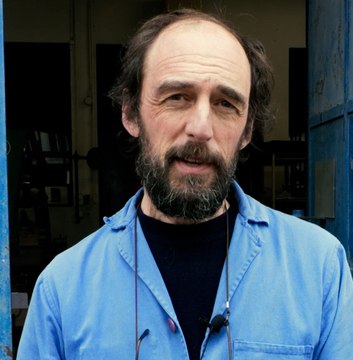 Informaticien, Frédéric a tout plaqué pour relancer une entreprise de selles de vélo