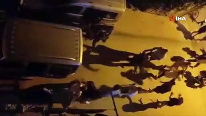 Gürültü kavgası sokağa yansıdı, taşlar, sopalar havada uçuştu