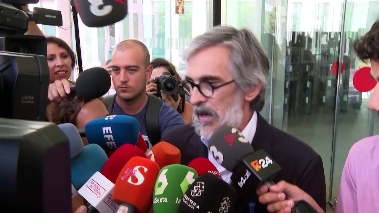 La ambigüedad de Joana Sanz sobre su divorcio con Dani Alves: "No estoy ni en España"