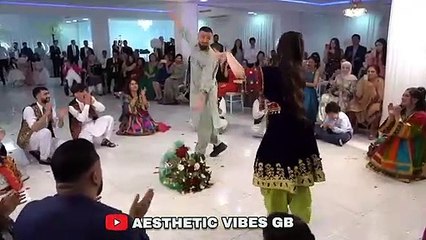 Stunning Girl Performs Beautiful Dance 🎶