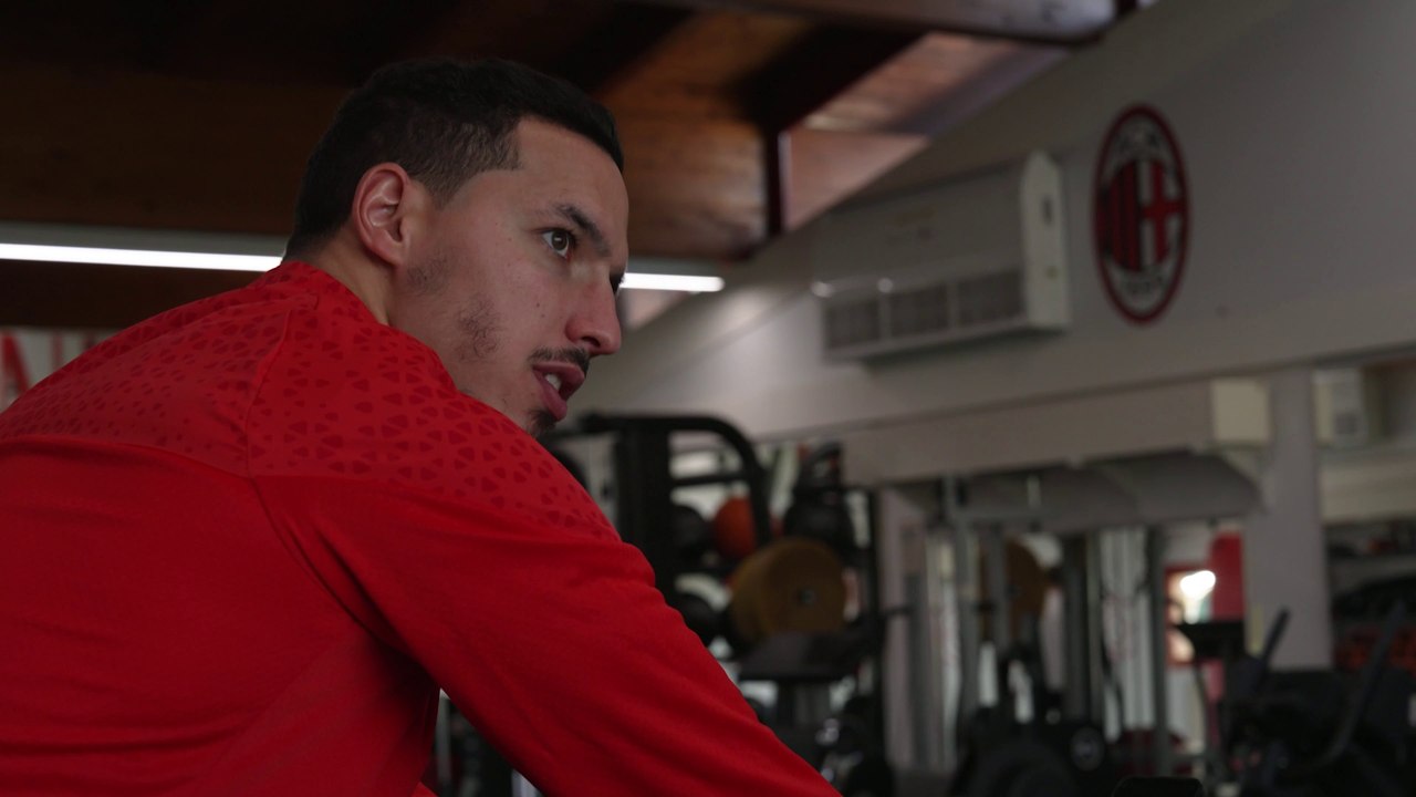 Behind the scenes: Bennacer back at Milanello