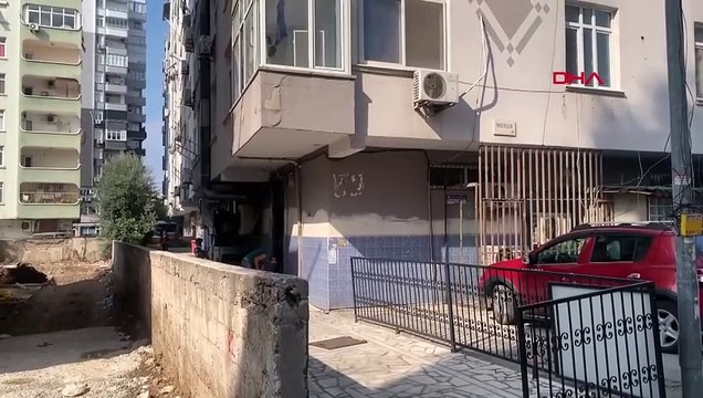 Il a tenté d'étrangler sa petite amie, a tué la personne qui tentait de l'aider et a blessé 3 personnes qu'il ne connaissait pas.