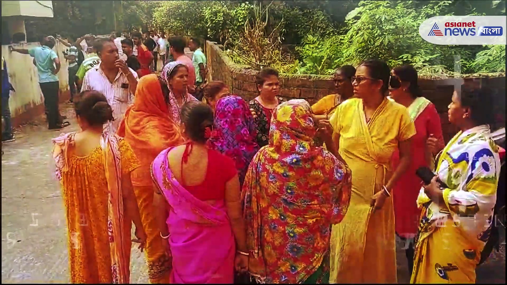 ঘরে হাড়হিম করা দৃশ্য! রক্তে ভেসে যাচ্ছে, পালাচ্ছিল পনিরওয়ালা, মধ্যমগ্রামে চাঞ্চল্য